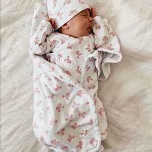 ISO Lewis is Home Mauve Pink Radish Take Me Home Set | ISO ASAP